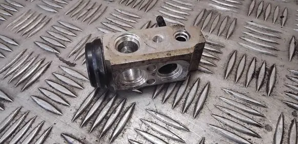 Air conditioning (A/C) expansion valve
