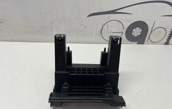 KIA Sorento IV Radiator support slam panel bracket 84635P2001