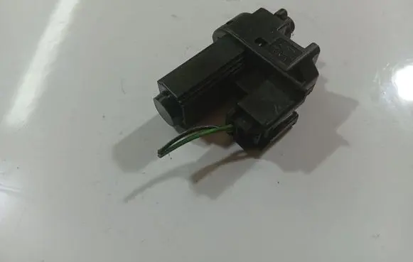 Ford Focus Brake pedal sensor switch 4M5T7C634AA