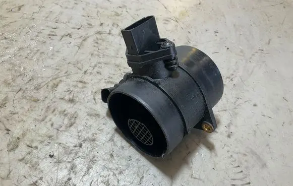 Mercedes-Benz E W211 Mass air flow meter 0281002535 A6460940048 LM0031
