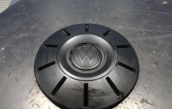 Volkswagen Crafter Original wheel cap 