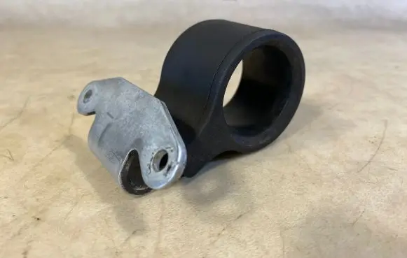 Mercedes-Benz G W461 W463 1st Gen Pneumatic air compressor holding bracket A2108300114