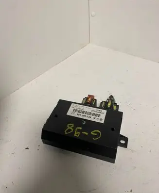 Volkswagen Golf Plus Tow bar trailer control unit/module 8P0907383 506077