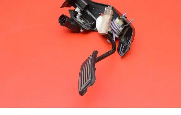 Toyota Corolla E120 E130 Accelerator throttle pedal