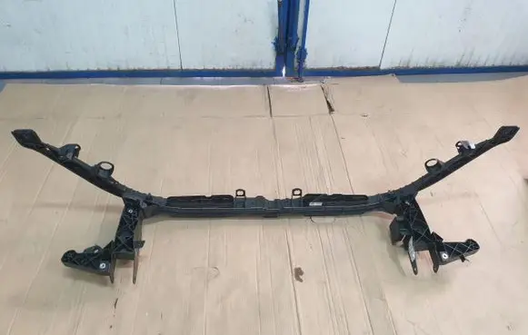 Mercedes-Benz GLA W156 Radiator support slam panel