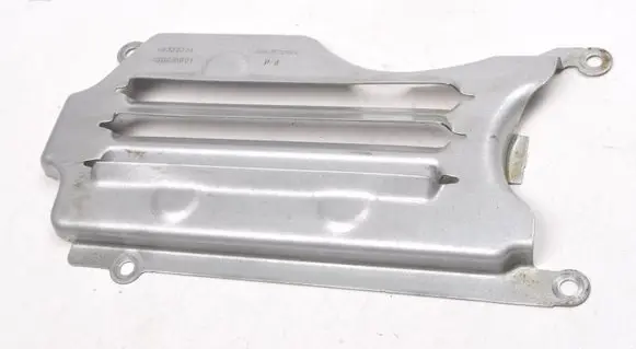 Alfa Romeo Tonale Engine splash shield/under tray 46335514