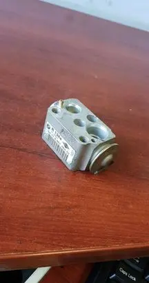 Air conditioning (A/C) expansion valve