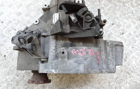 Volkswagen PASSAT B8 Manual 6 speed gearbox QFZ