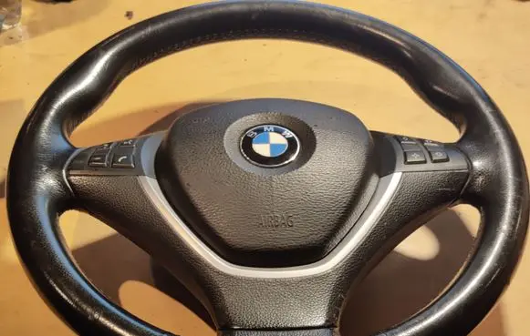 BMW X5 E70 Steering wheel 01424914