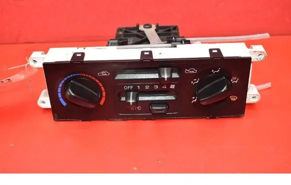 Subaru Forester SF Climate control unit 