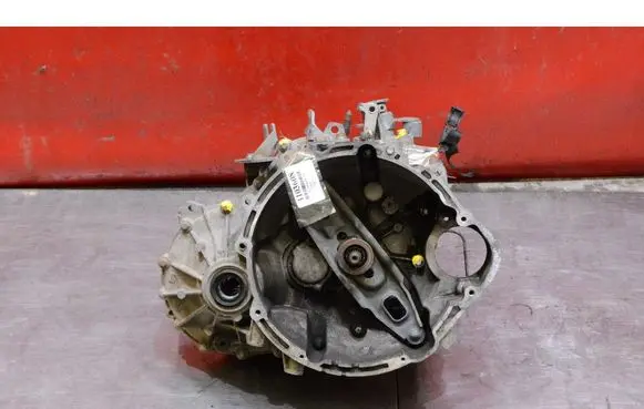 Mitsubishi Colt Manual 6 speed gearbox PMN130193