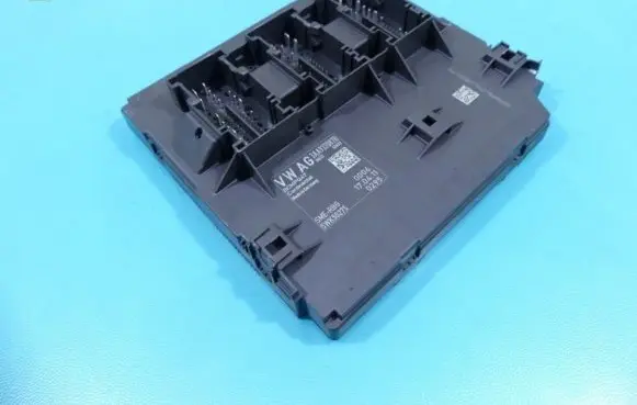 Volkswagen PASSAT B7 Central body control module 3AA937087B IMPRK1330708