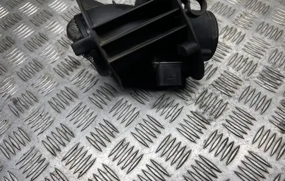 Audi A8 S8 D3 4E Mass air flow meter 057906461D CA16603