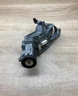 Opel Astra H Ignition lock N0501881 2421430 N0501882