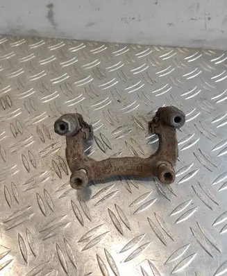 Volkswagen Golf IV Brake caliper pad carrier rear 