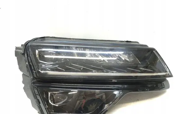 Skoda Karoq Headlight/headlamp 57B941016D