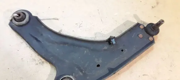 Front lower control arm/wishbone