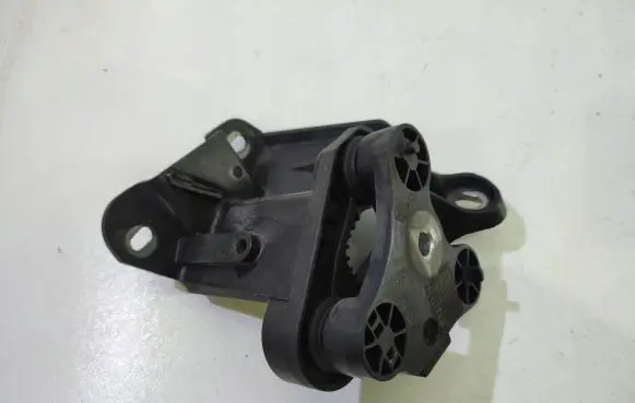 Mercedes-Benz E W212 ABS pump bracket A2124301710