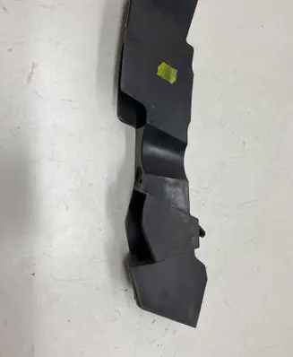 Renault Captur Front bumper mounting bracket 620920419R