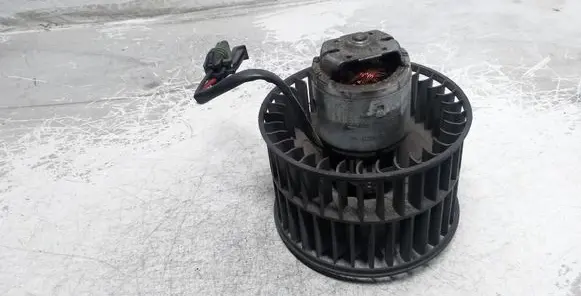 Renault Espace III Heater fan/blower 0130063507