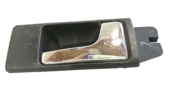 Audi A6 S6 C4 4A Front door interior handle 4A0837020