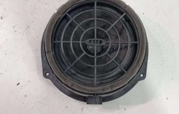 Audi Q3 8U Rear door speaker 8R0035411