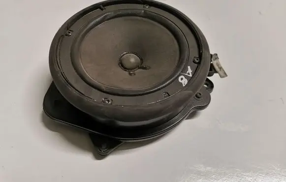 Audi A8 S8 D3 4E Front door speaker 4E0035411H