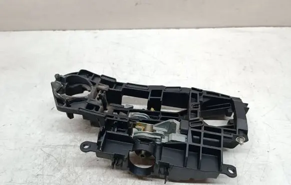 BMW 5 F10 F11 Front door exterior handle/bracket 7175650