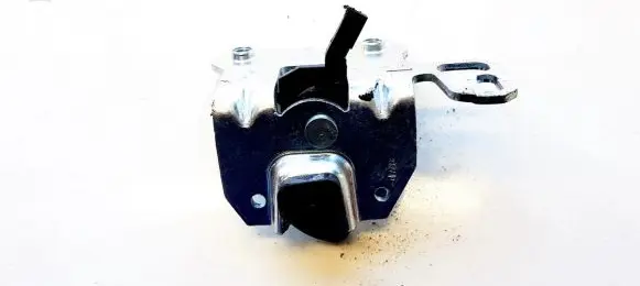 Mercedes-Benz C AMG W204 Seat back rest lock catch A2049200572