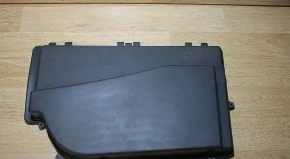 BMW X5 E53 Fuse box cover 7525673