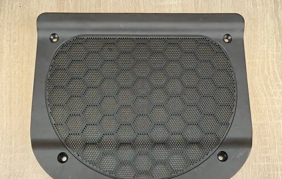 BMW X6 G06 Subwoofer grill/trim 9493305
