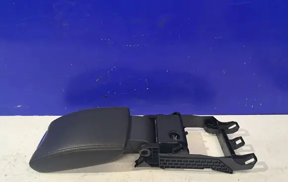Volvo V60 Armrest 39841044