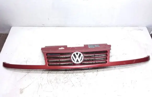 Volkswagen Sharan Front bumper upper radiator grill 7M0853651 95VW8200