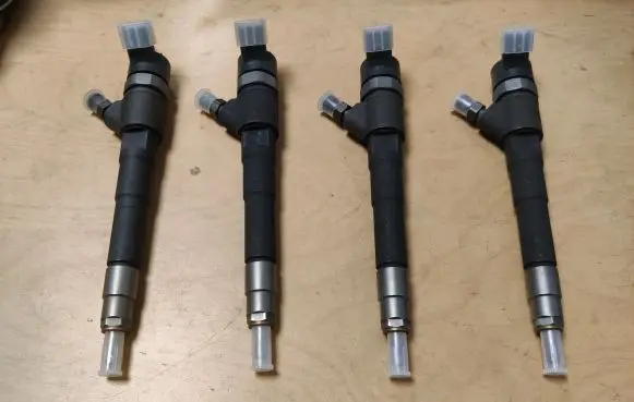 Iveco Daily 6th gen Fuel injector 0445110418 0445110520 1609097280