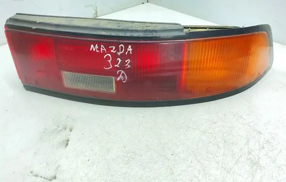 Mazda 323 F Rear/tail lights 0431321R