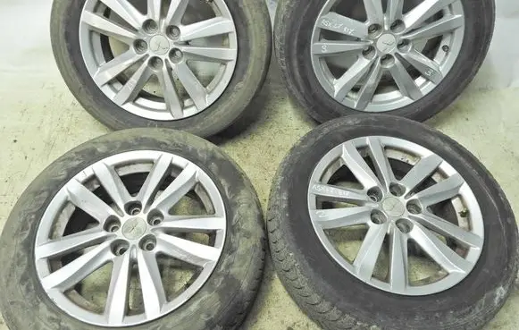 Mitsubishi ASX R17 alloy rim 