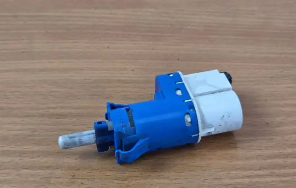 Volvo XC60 Brake pedal sensor switch 3M5T9C872AC