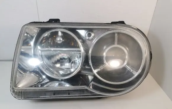 Chrysler 300 - 300C Headlight/headlamp 04806167AF 89032133