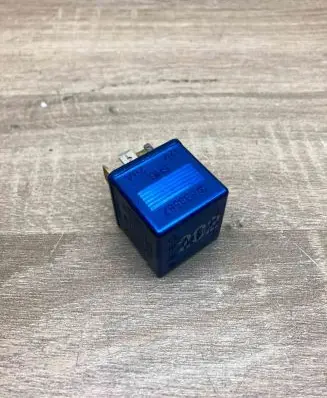 Audi A4 S4 B5 8D Other relay 8A0951253 899587 202