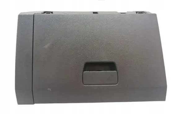 Dacia Sandero III Glove box