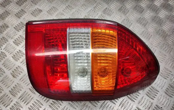 Opel Zafira A Rear/tail lights 62281