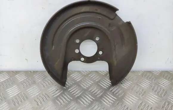 Skoda Octavia Mk3 (5E) Front brake disc dust cover plate 5Q0615611M