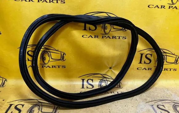 Porsche Cayenne (9Y0 9Y3) Rubber seal rear door 9Y3833721