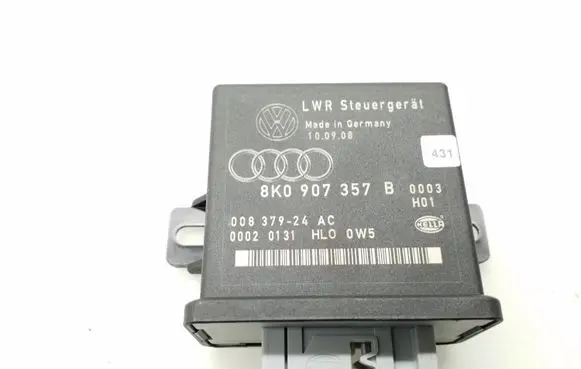Audi A4 S4 B8 8K Light module LCM 8K0907357B