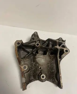 Opel Astra H Engine mounting bracket 55187678 B813