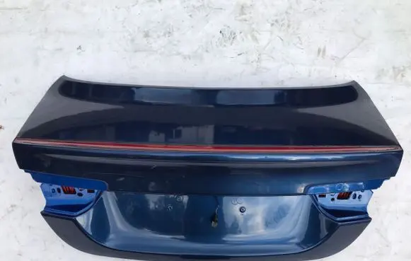 Jaguar XE Tailgate/trunk/boot lid