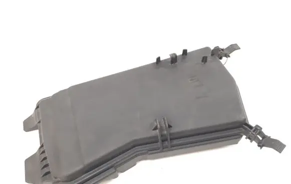 Mercedes-Benz E W212 Fuse box cover A2125400082
