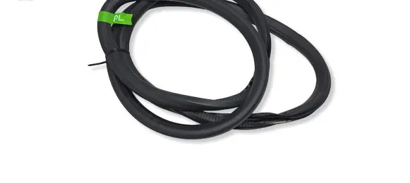 Opel Insignia A Front door rubber seal 