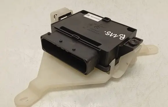 Volvo XC60 Hand brake control module 31445647 6G912598CH