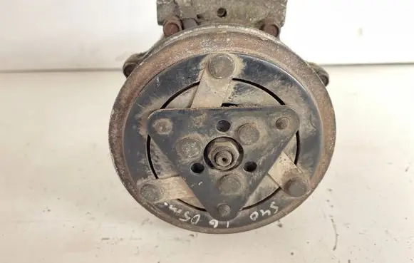 Volvo S40 Air conditioning (A/C) compressor (pump) 3M5H19D629SB
